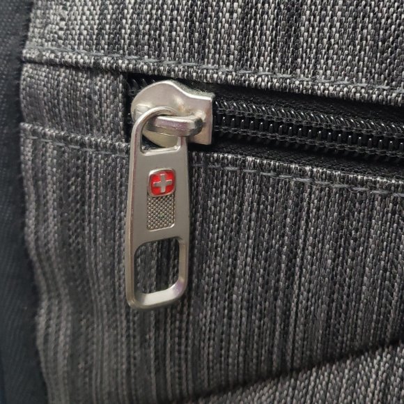 Swiss Gear Bag - Picture 3 of 15